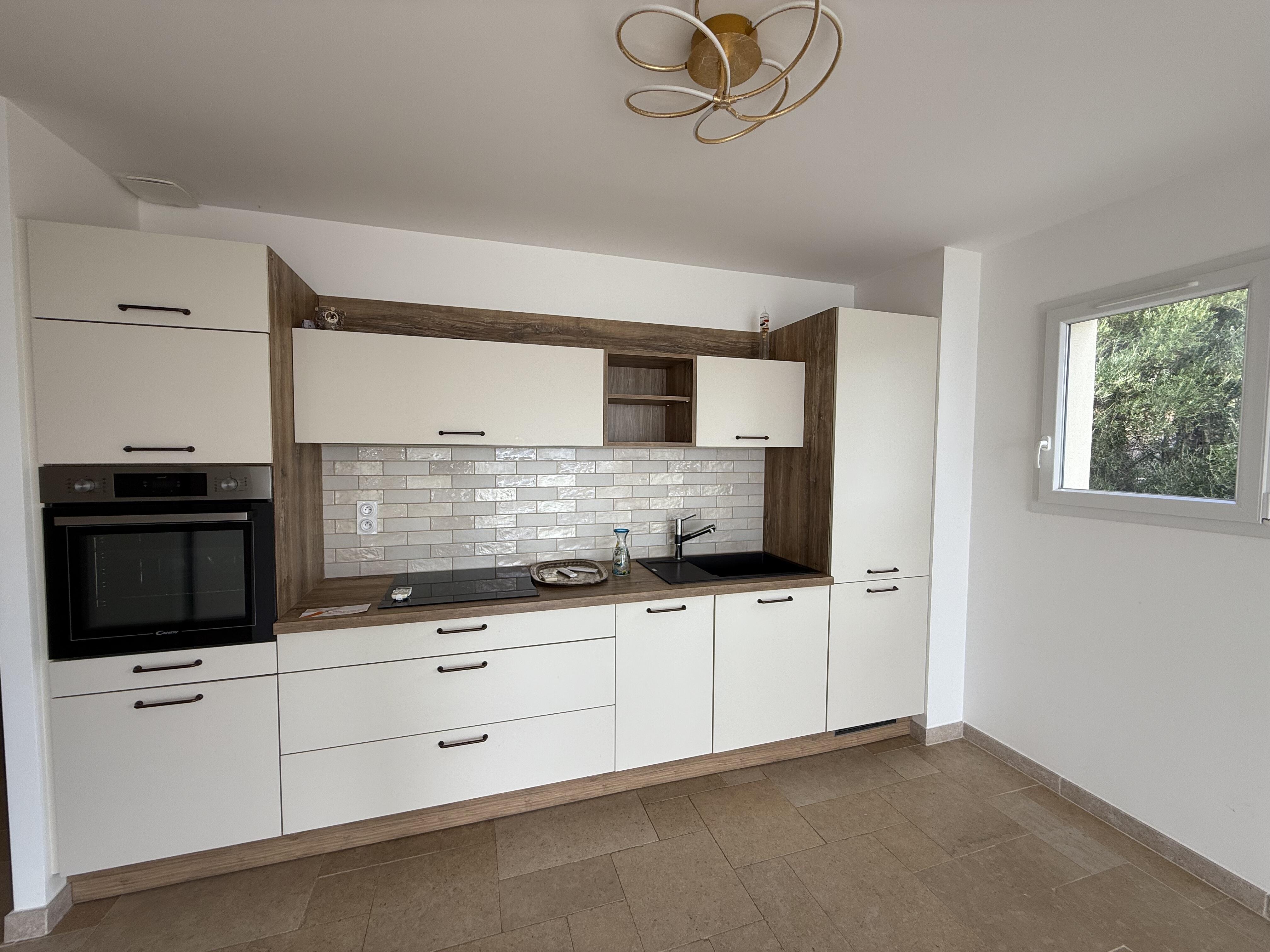 Murato, pagliaghju à restaurer, sur deux niveaux, déclaration préalable de travaux accordée pour une réhabilitation d’une surface totale de 59 m² habitables, terrain 295 m’,