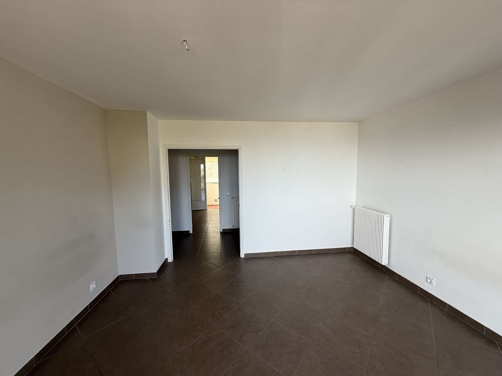 Murato, pagliaghju à restaurer, sur deux niveaux, déclaration préalable de travaux accordée pour une réhabilitation d’une surface totale de 59 m² habitables, terrain 295 m’,