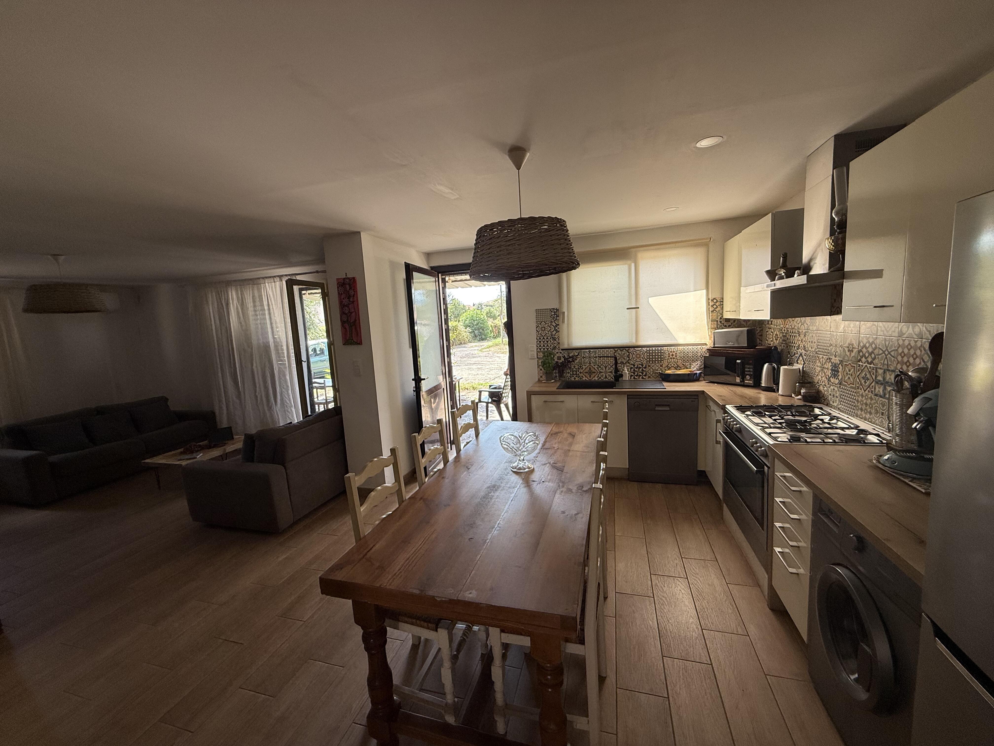 Murato, pagliaghju à restaurer, sur deux niveaux, déclaration préalable de travaux accordée pour une réhabilitation d’une surface totale de 59 m² habitables, terrain 295 m’,