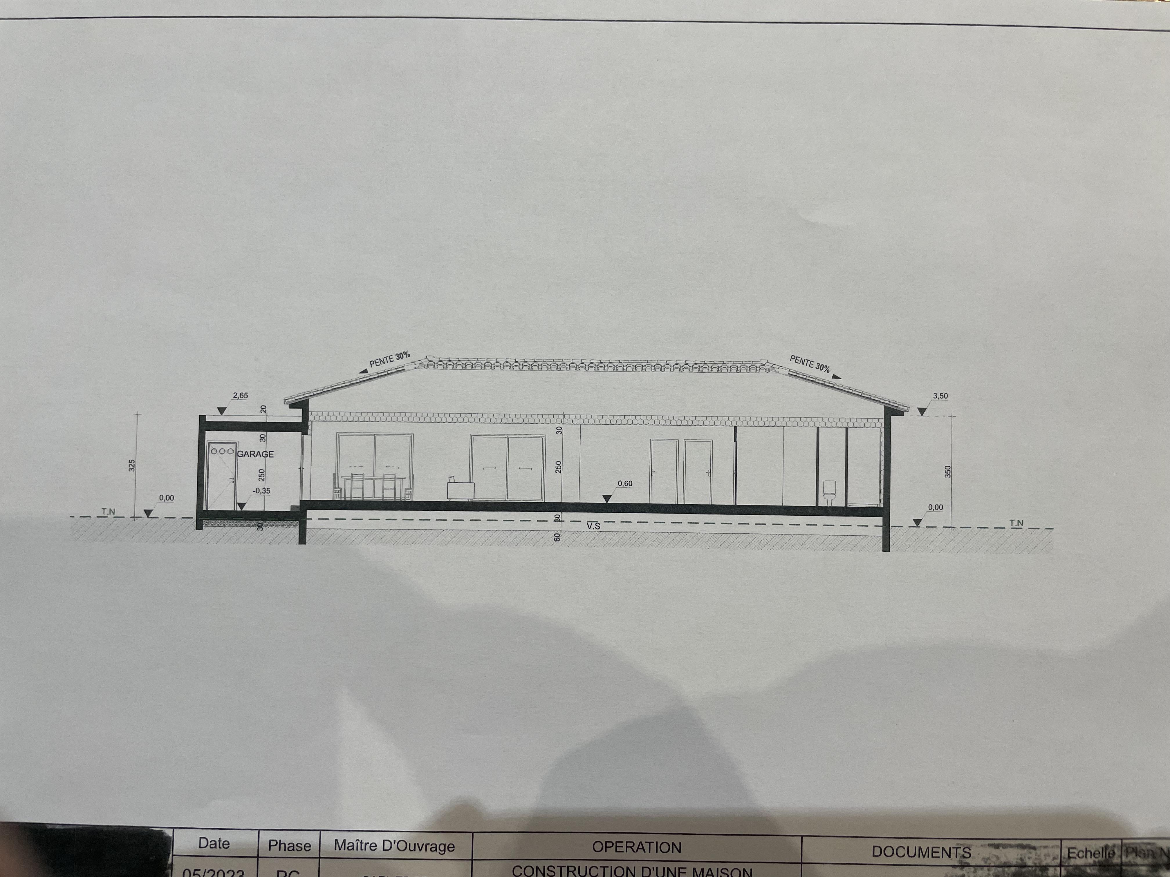 Lucciana, villa neuve plain-pied, 96.30 m², garage 17.50 m², terrain plat 823 m², la villa sera livrée 10 mois après la signature de l'acte d'achat.