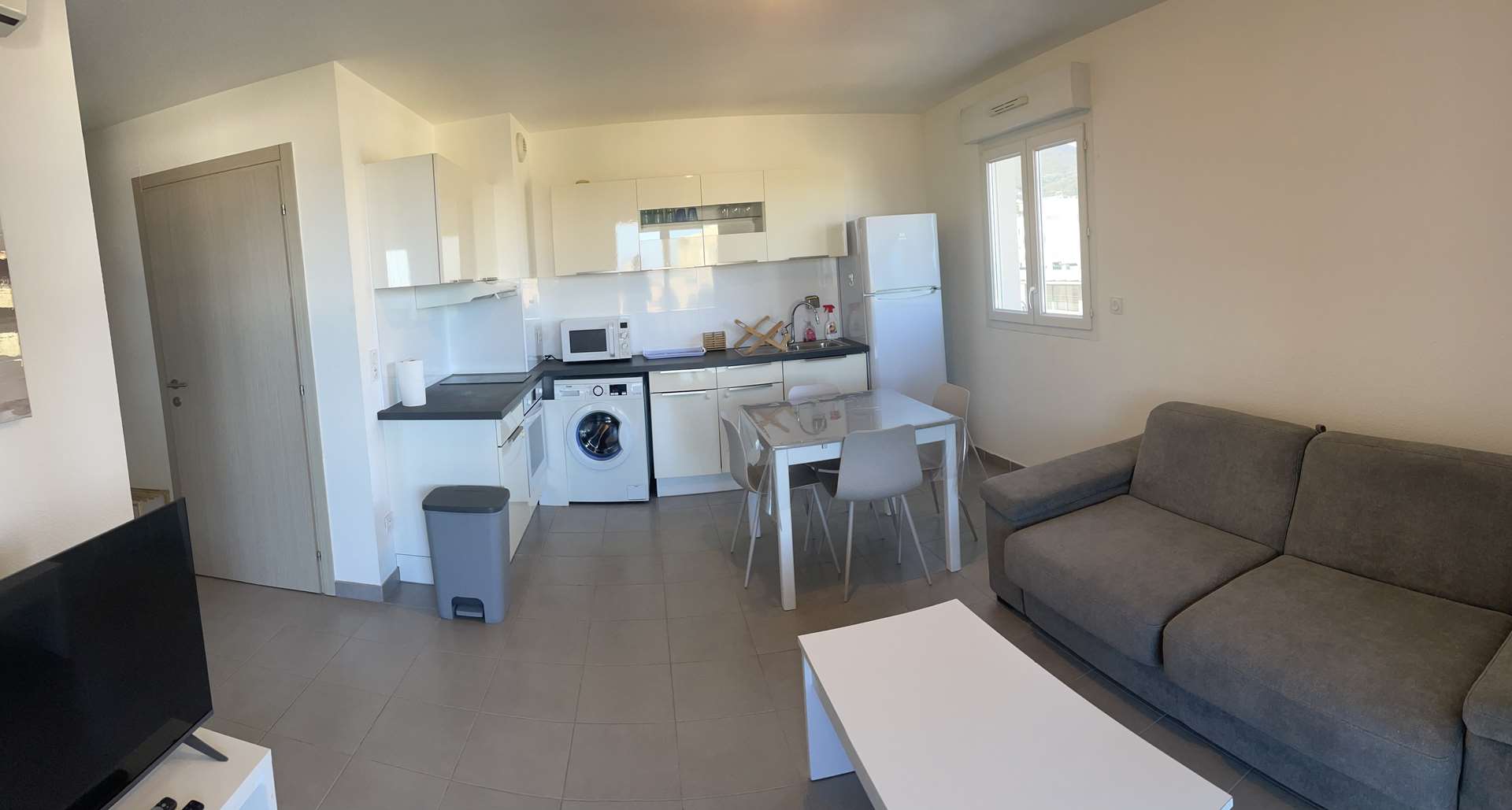 Balagne, Calenzana, maison individuelle en R+1, T7, 178 m², terrasse couverte, exposition Sud, terrain plat 911 m².