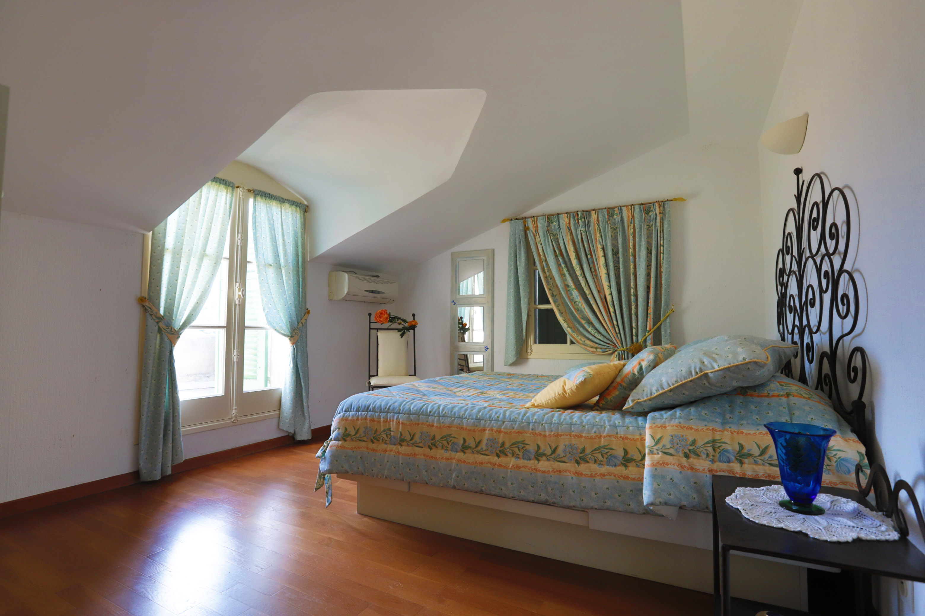 Murato, pagliaghju à restaurer, sur deux niveaux, déclaration préalable de travaux accordée pour une réhabilitation d’une surface totale de 59 m² habitables, terrain 295 m’,