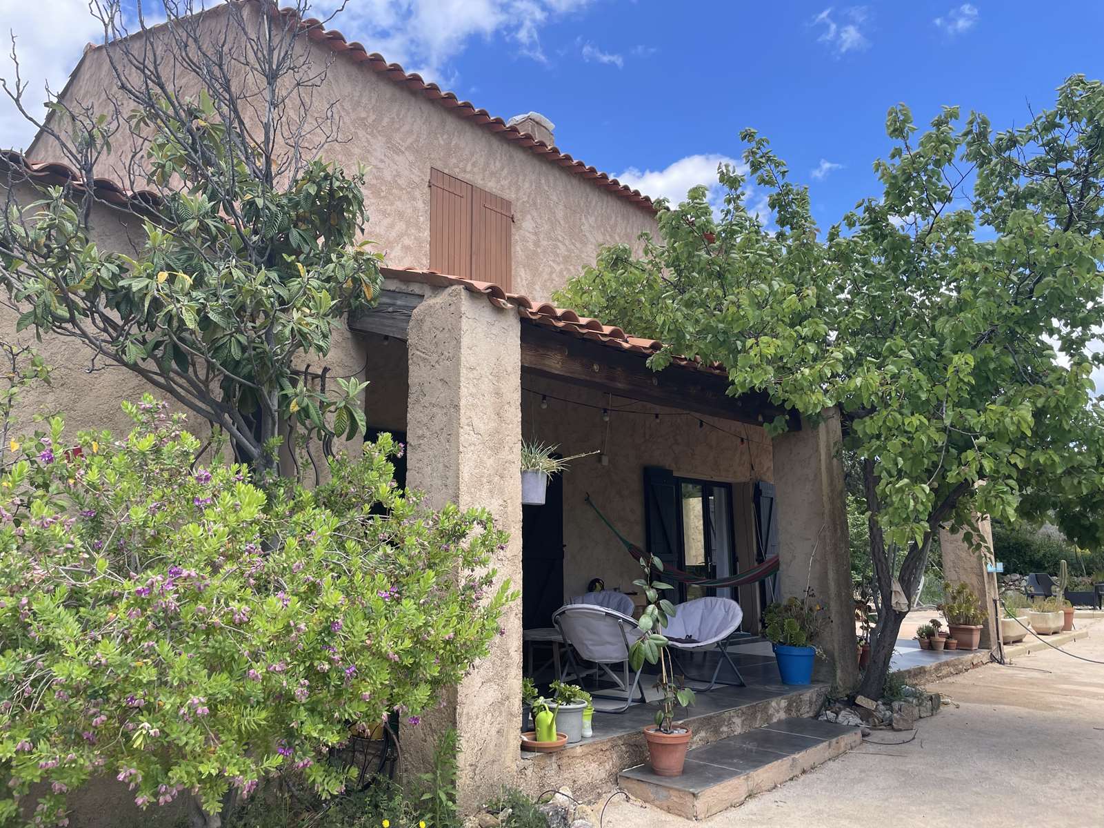 Balagne, Calenzana, maison individuelle en R+1, T7, 178 m², terrasse couverte, exposition Sud, terrain plat 911 m².